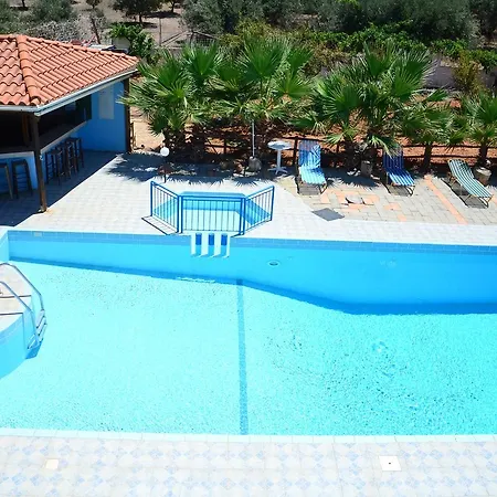 Hotel apartamentowy Alex 3*