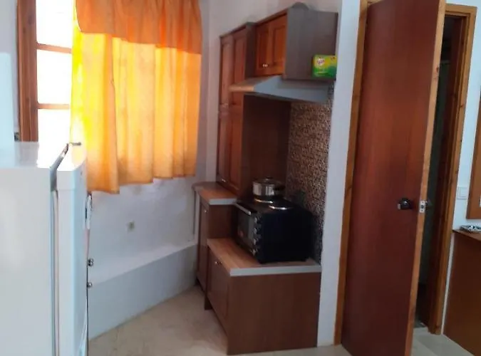 Alex 3* Hersonissos (Crete)