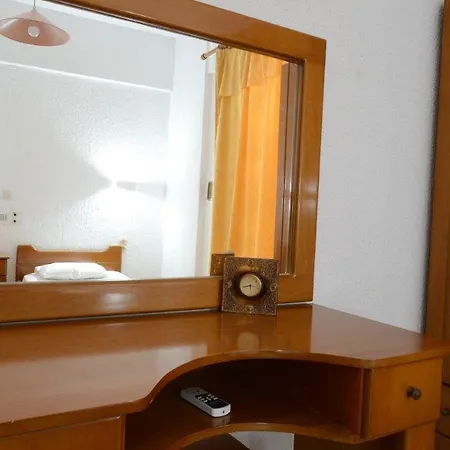 Aparthotel Alex